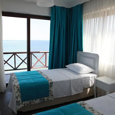 Tasada Aparthotel *