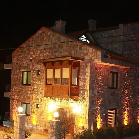 Aparthotel Tasada *