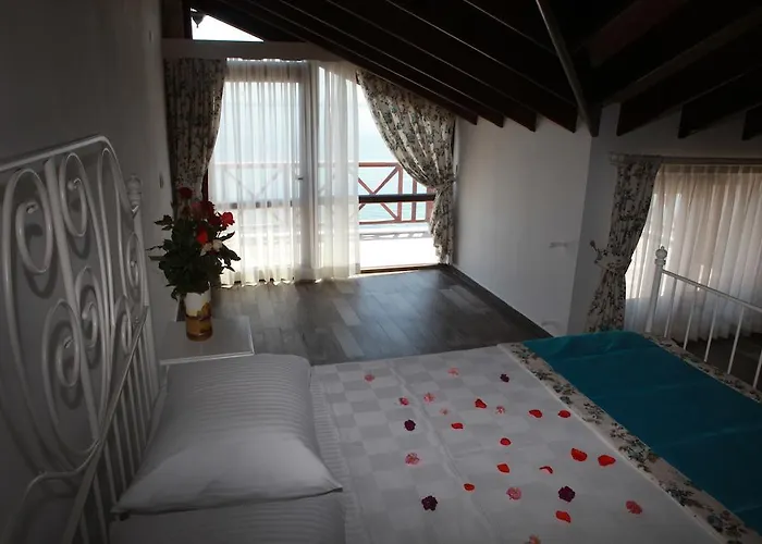 Apart Otel Tasada Karaburun (Izmir)