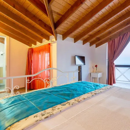 アパートホテル Tasada カラブルン